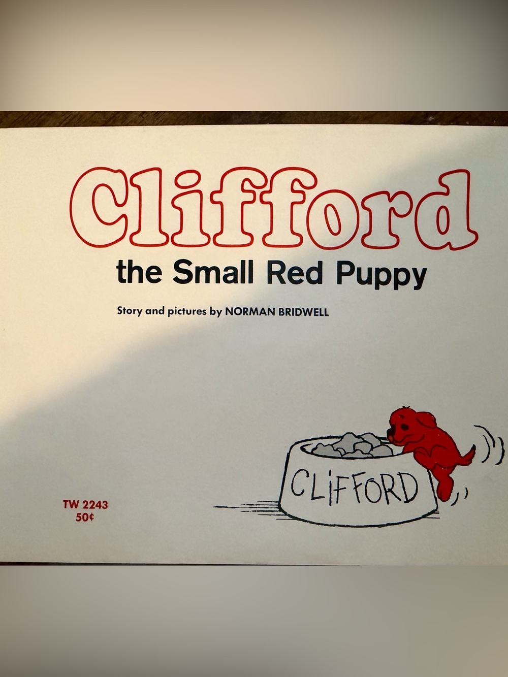 1972 First Printing Clifford the Small Red Puppy by Norman Bridwell